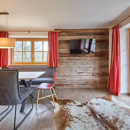 1 Apartment