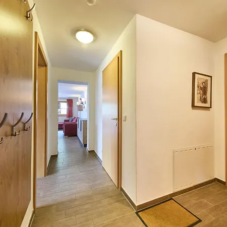 1 Apartment