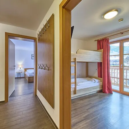 1 Apartment *